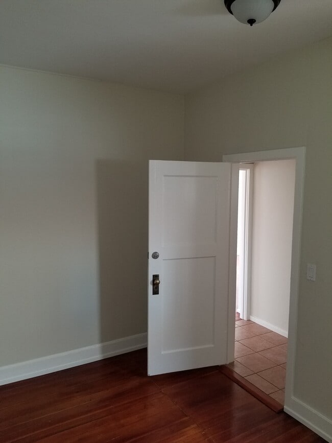Building Photo - SAN JOSE - Craftsman style cottage with ya...