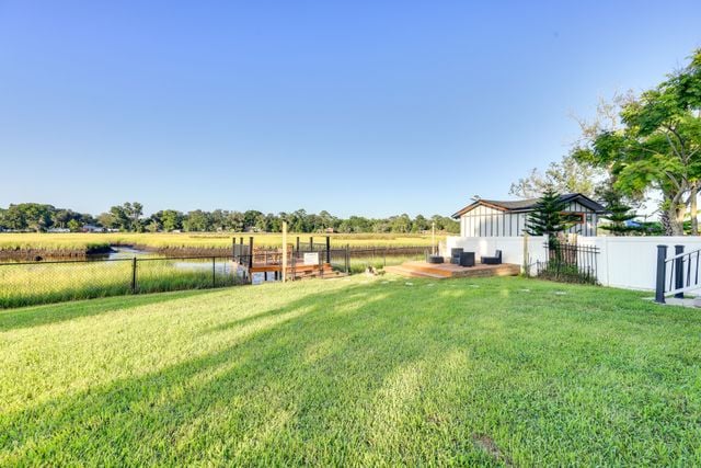 Building Photo - 2355 Ribault Scenic Dr