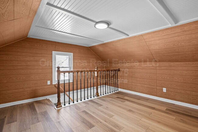 Building Photo - 1467 Ryan St SW