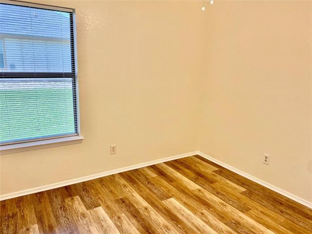 Building Photo - 1408 Walters Dr