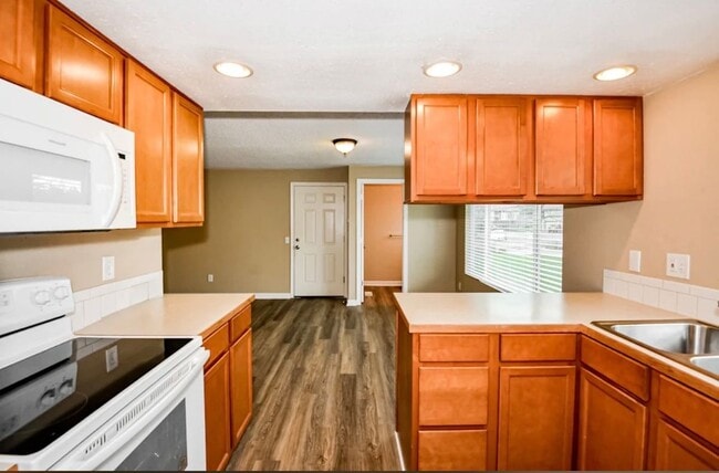 Building Photo - 4243 SW 323rd St