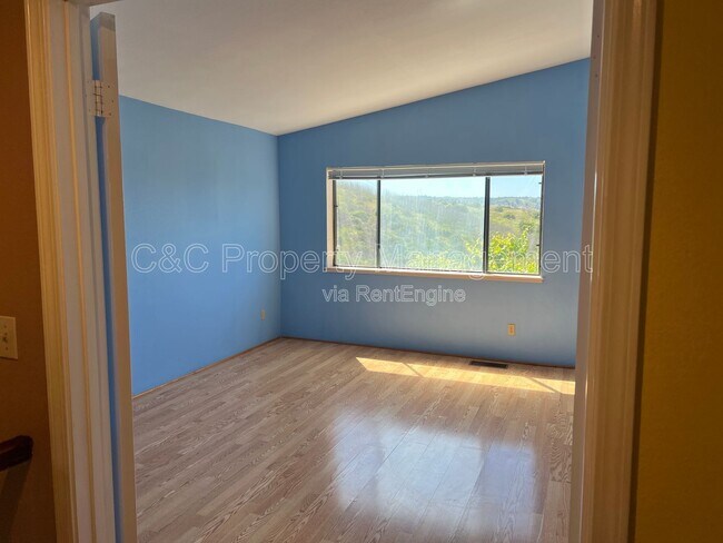 Building Photo - 293 Saybrook Way