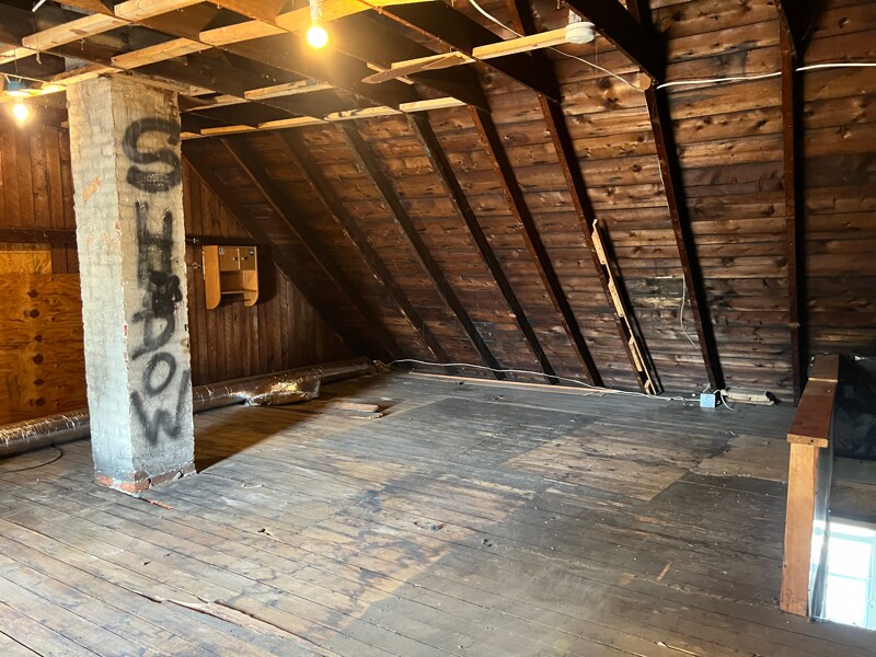 Building Photo - 42 Gorham St