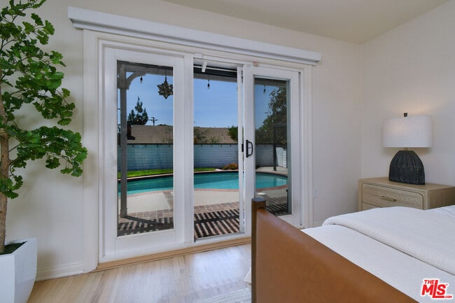 Building Photo - 12614 Morrison St