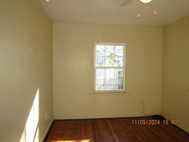 Building Photo - Very nice updated home!