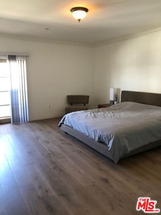 Building Photo - 11848 Kiowa Ave