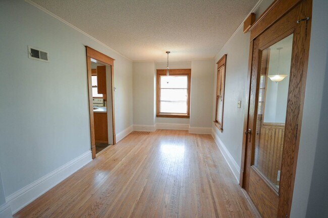 Building Photo - Rare opportunity in the St. Mary's neighborhood!