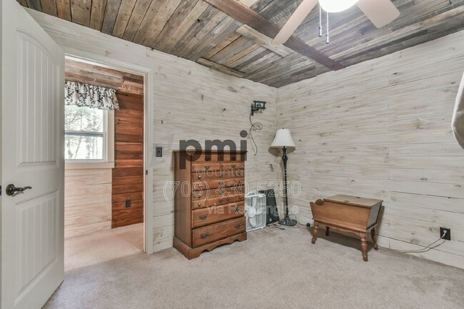 Building Photo - 43 Davis Gap Rd