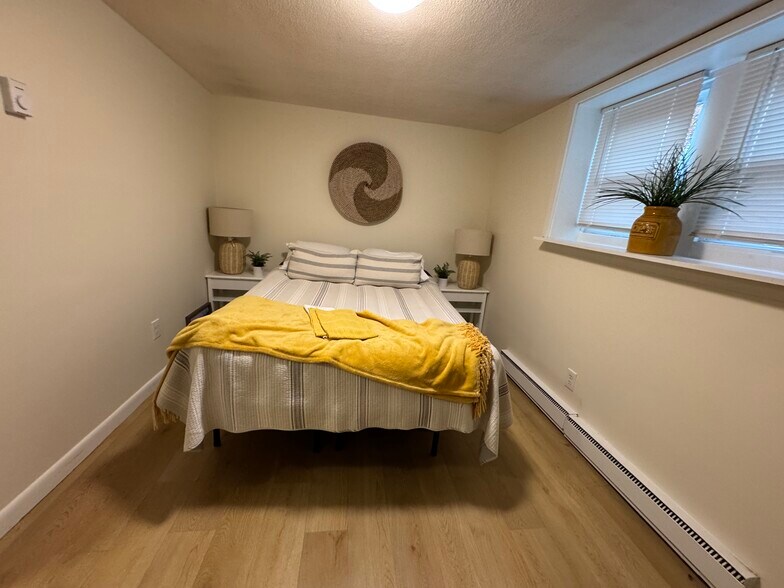 Building Photo - 365 Faneuil St