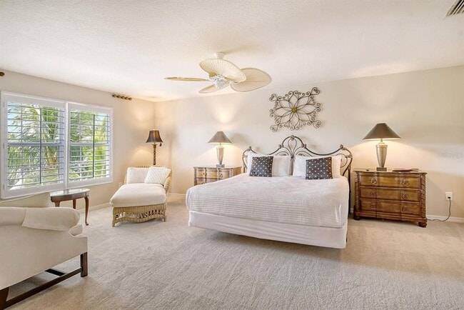 Building Photo - 4931 Oxford Dr