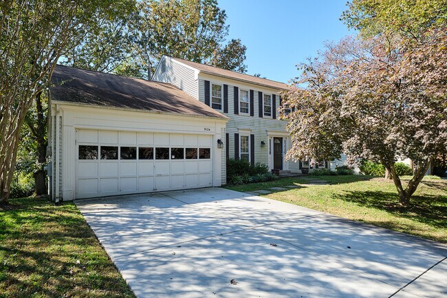 Building Photo - 9124 Orchard Brook Dr