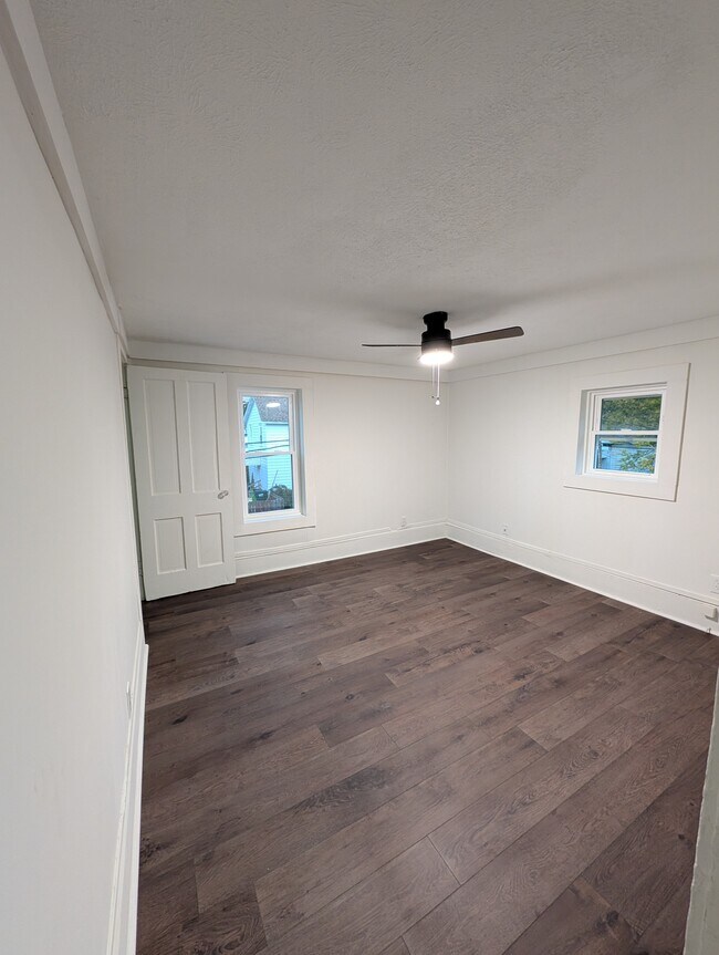 Building Photo - 1114 Cherry St