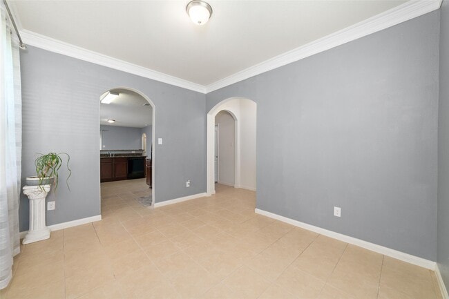 Building Photo - 12054 Fairquarter Ln