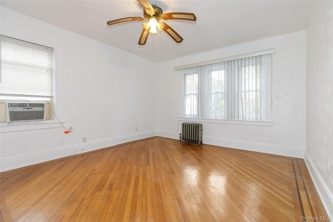 Building Photo - 4623 Arcadia Ln