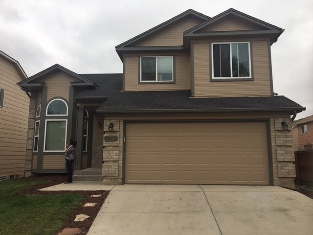 Building Photo - Large Springs Ranch 5 bedroom Close to Pow...