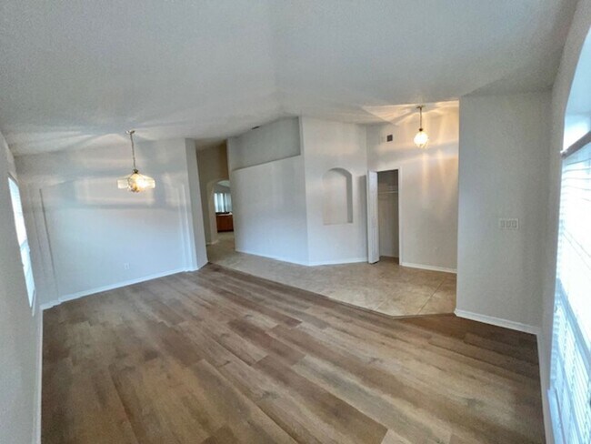 Building Photo - 4119 Coralbrooke Grove