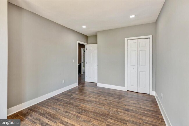 Building Photo - 3015 Spaulding Ave