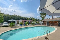 Building Photo - Landmark Apartment Homes