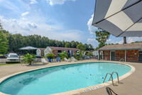 Building Photo - Landmark Apartment Homes