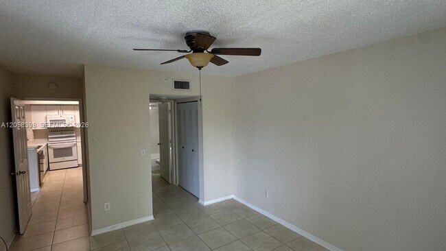 Building Photo - 2600 S University Dr
