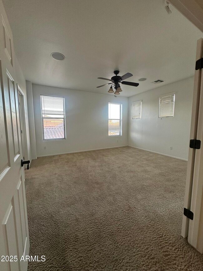 Building Photo - 4275 N 154th Dr