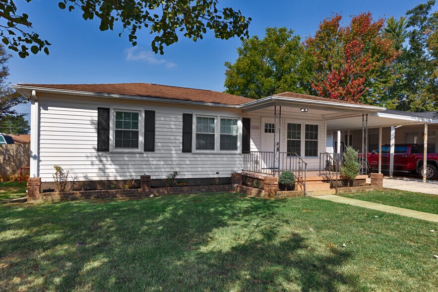 Building Photo - 3116 Hale Dr SW