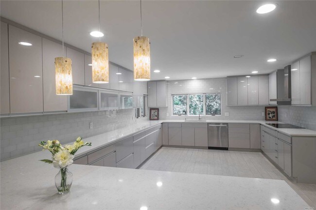 Building Photo - 38 Valley Rd