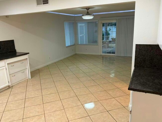 Building Photo - 6801 Olive Tree Way