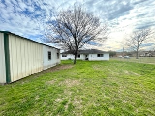 Building Photo - 396 Fernwood Dr