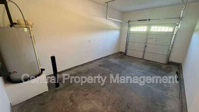 Building Photo - 505 Pennystone Ln
