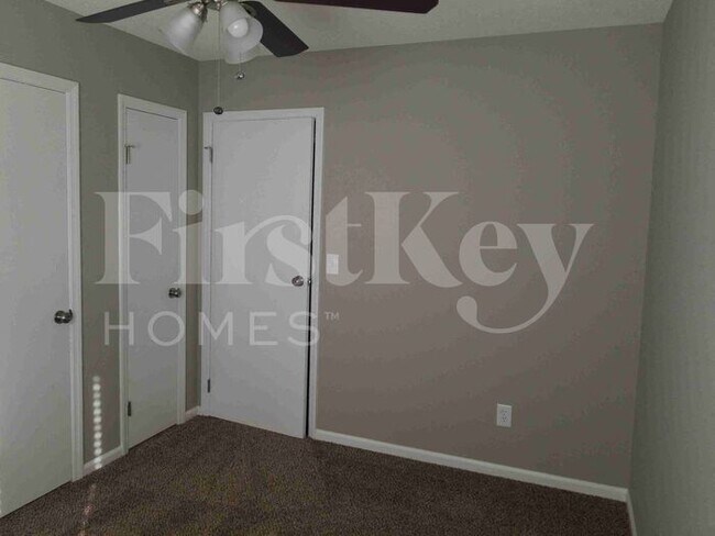 Building Photo - 4019 Ladson Rd