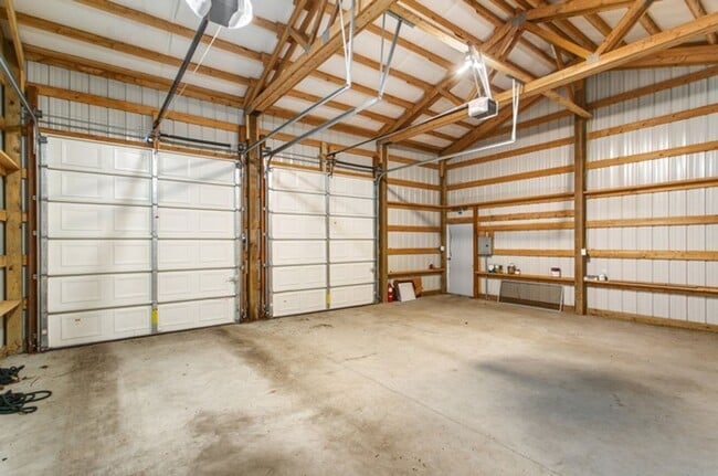 Building Photo - Beautiful Renovated Home in Excellent School District, Sammamish!