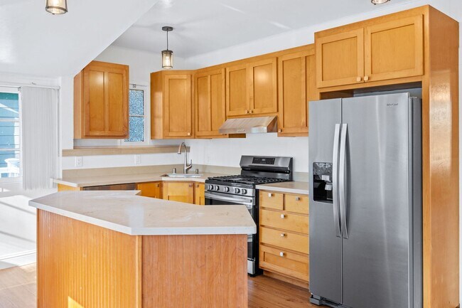 Building Photo - Downtown Napa 2 bdrm 1.5 Bath Home Availab...