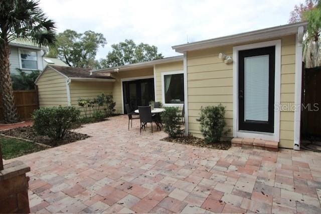 Building Photo - 230 E Esther St