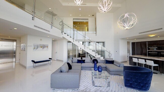 Building Photo - 18555 Collins Ave