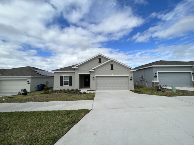 Building Photo - 807 Ofanto Wy