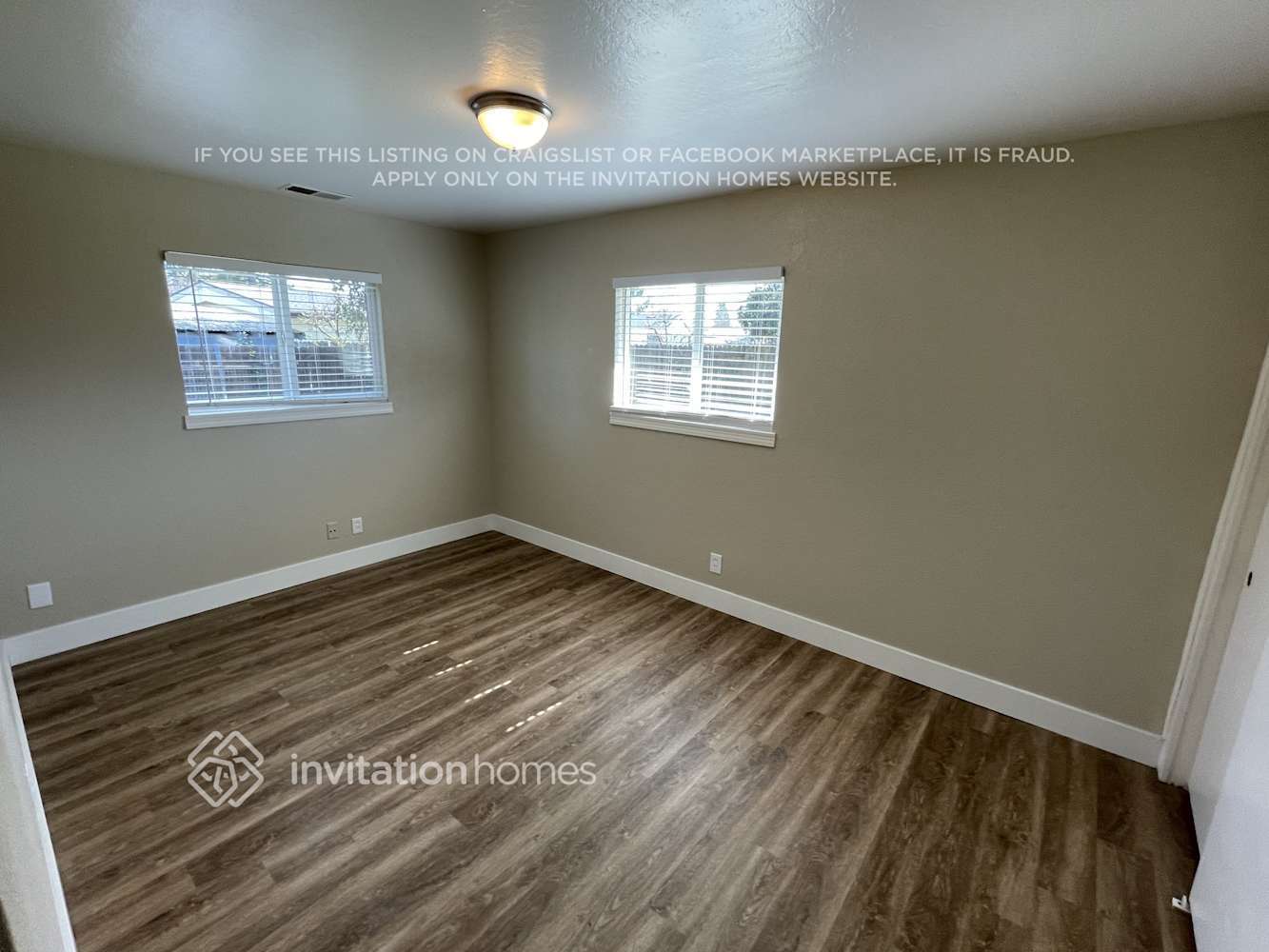 Building Photo - 10208 La Presa Way