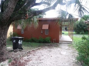 Building Photo - 410 NW 14th Ave