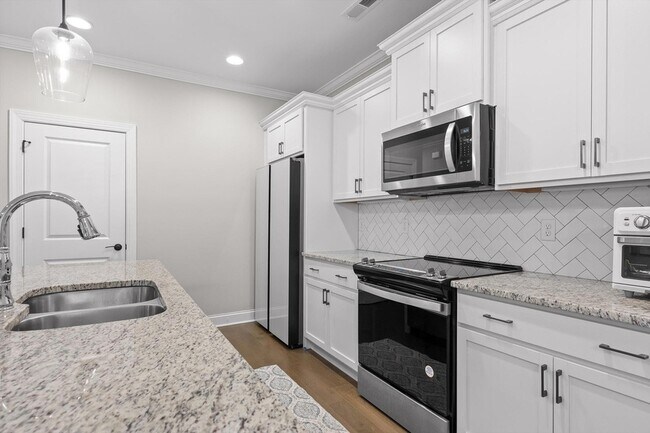 Building Photo - 7142 Tailgate Lp