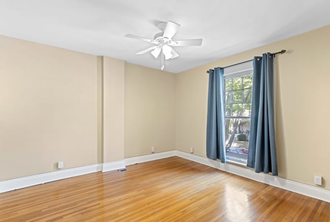 Building Photo - 157 E Oakland Ave