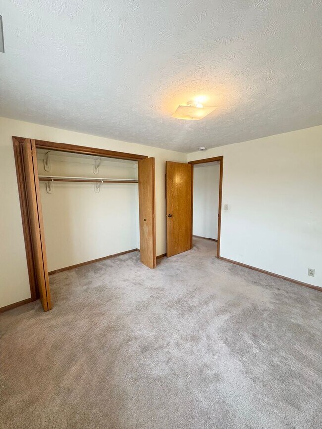 Building Photo - 2675 N 93rd St