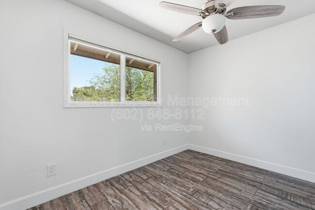 Building Photo - 207 E El Caminito Dr