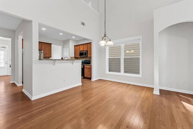 Building Photo - 3476 Harvest Ridge Ln NE