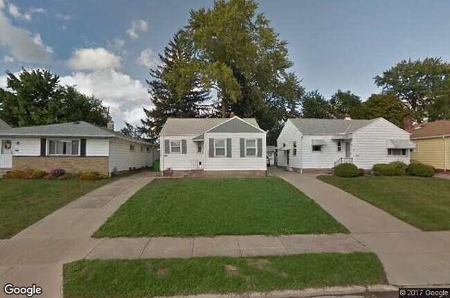 Primary Photo - 2 bed garfield