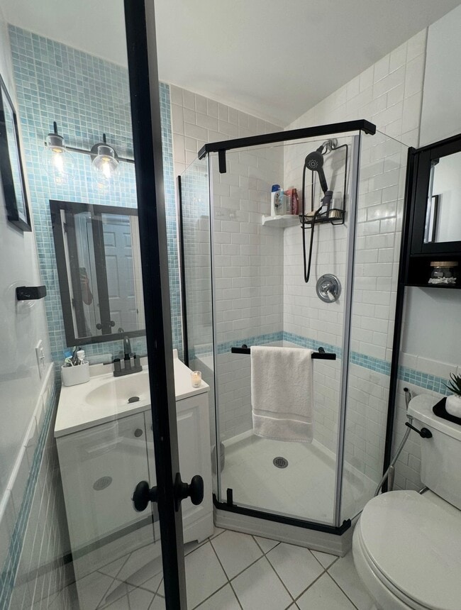 Building Photo - 254 1st St