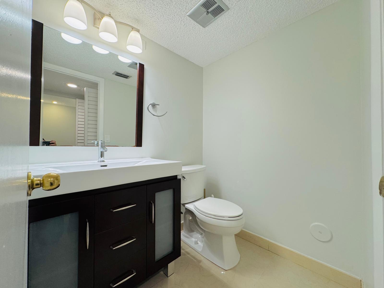 Building Photo - 13370 SW 90th Ter