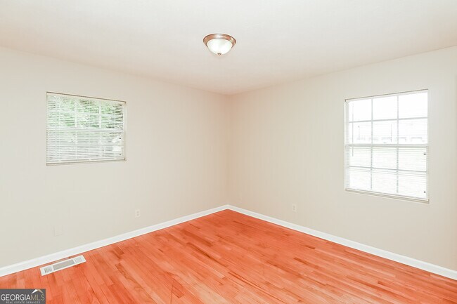 Building Photo - 2114 Slate Rd