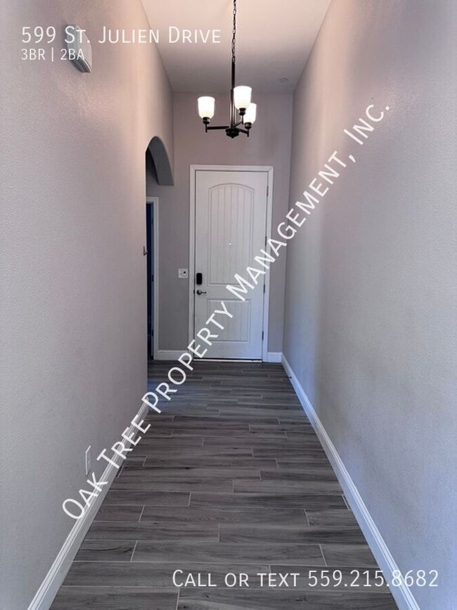 Building Photo - 599 St Julien Dr