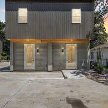 Building Photo - Fully Furnished Short Term Rental Near SLCC!