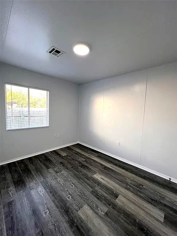 Building Photo - 301 Winding Ln